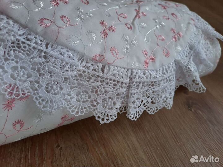 Конверт на выписку весна с чепчиком