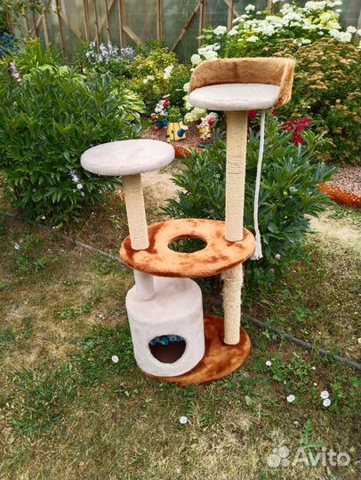 Домик для кошки с когтеточкой