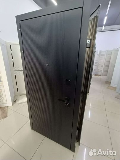 Входные металлические двери продажа со склада
