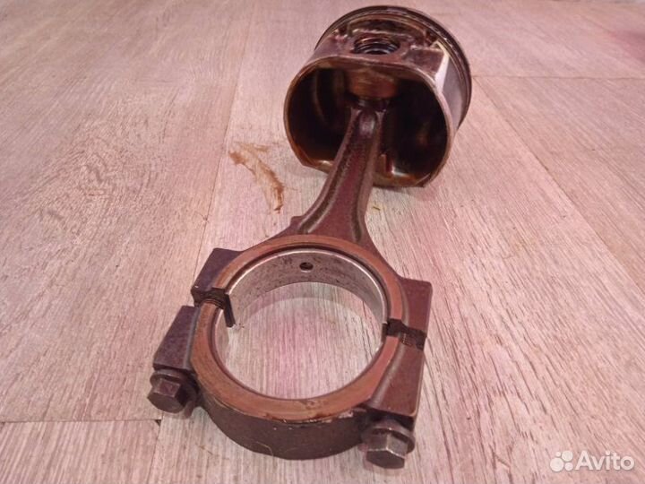 Поршень с шатуном Dodge Intrepid EER 1999