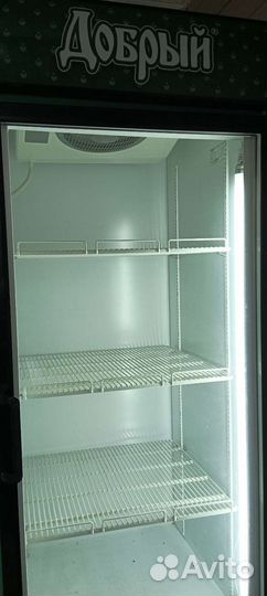 Продам витринный холодильник