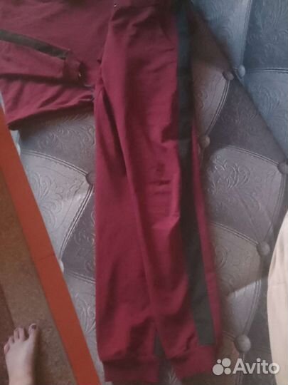 Спортивный костюм женский