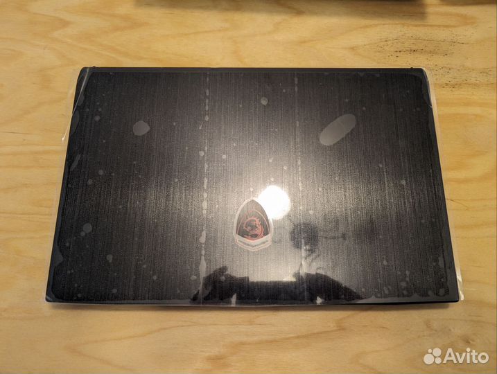 Msi gf75 thin 17.3 i7-10750h, GTX 1660 Ti