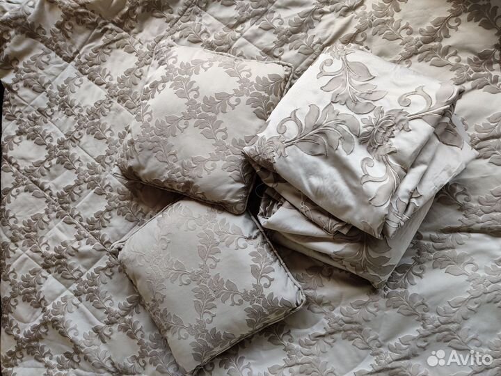 Комплект Togas покрывало, подушки, шторы