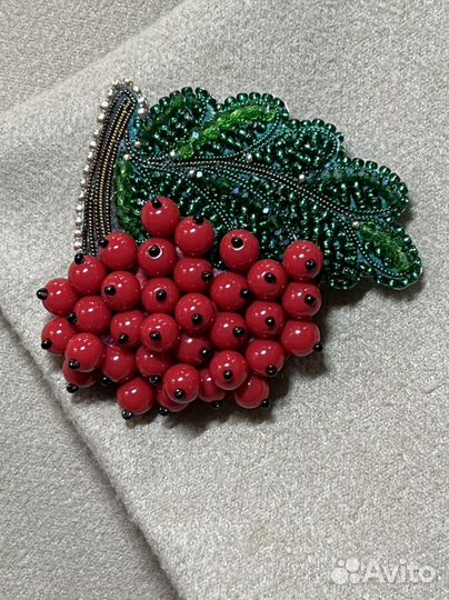Брошь ручной работы