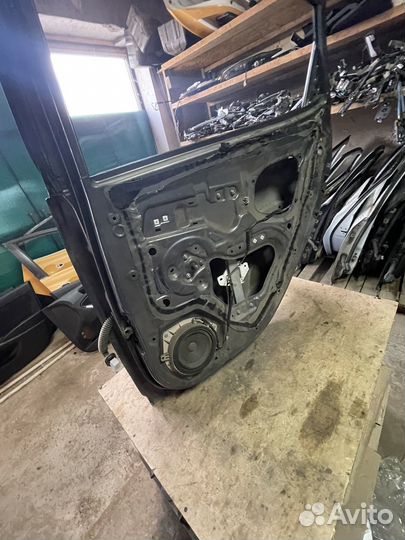 Дверь задняя правая kia rio 3 оригинал