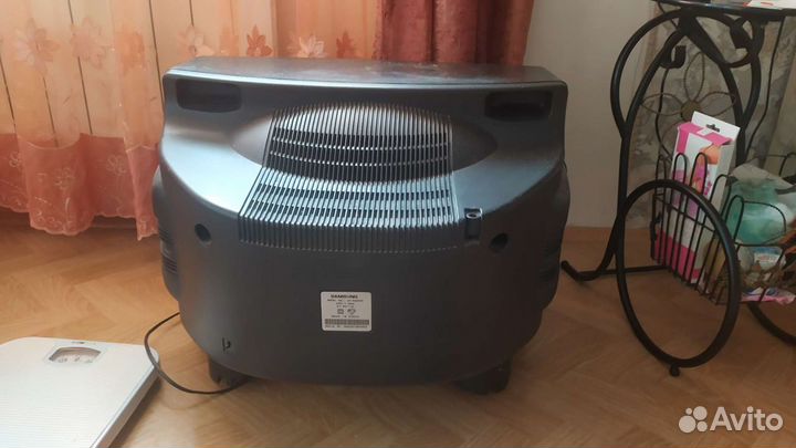 Телевизор samsung