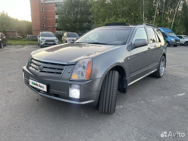 Cadillac SRX 4.6 AT, 2004, 241 000 км