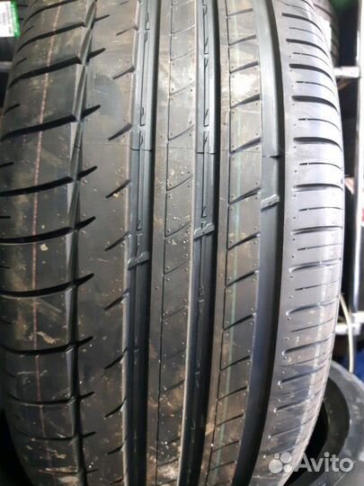 Triangle Sports TH201 245/35 R19 95Y