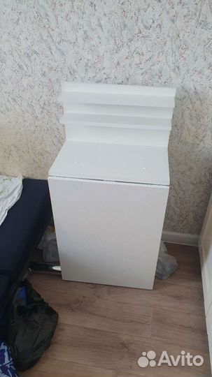 Маникюрный стол складной бу