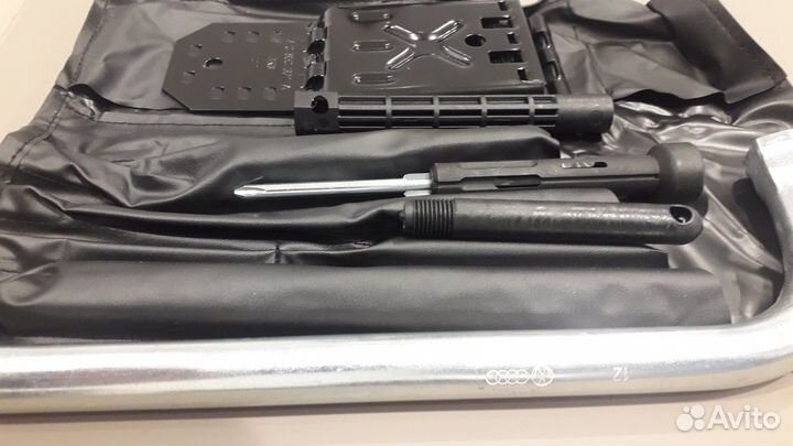 Cумка с инструментами Audi