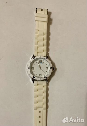 Часы наручные женские