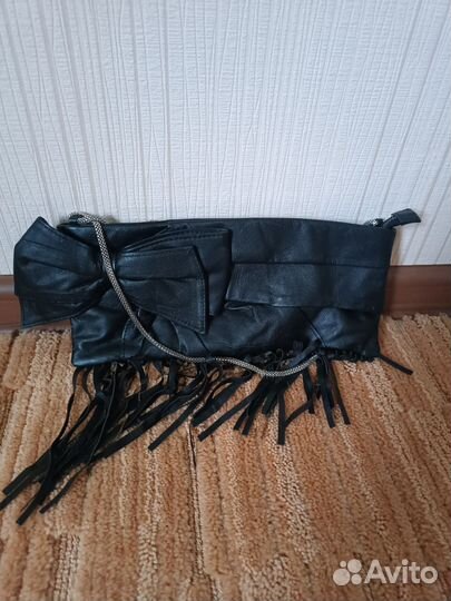 Много сумок