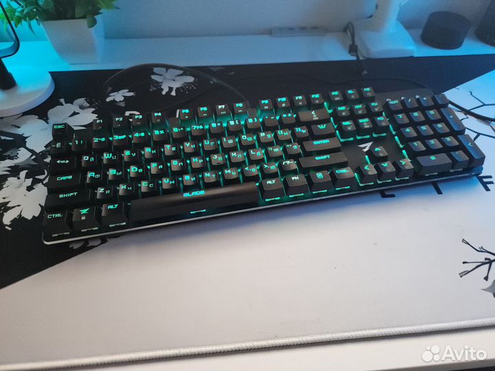 Игровая механическая клавиатура