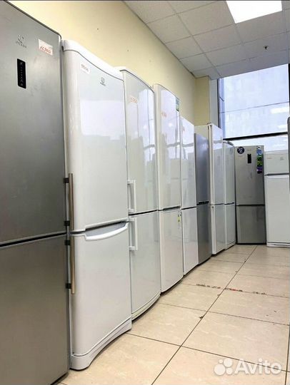 Холодильник LG (доставим)