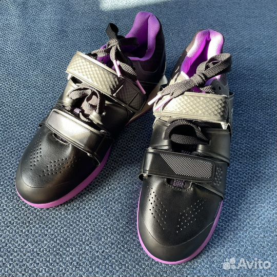 Новые штангетки Reebok Legacy Lifter