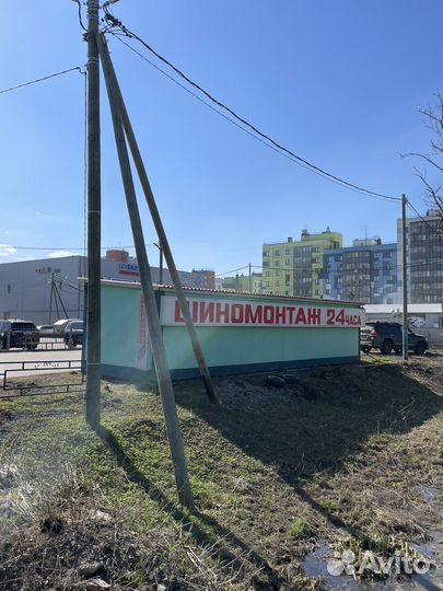 Шиномонтажник