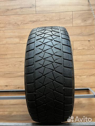 Bridgestone Blizzak DM-V2 285/60 R18