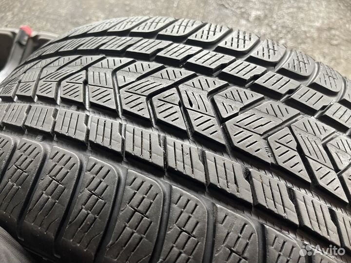 Pirelli Scorpion Winter 285/40 R21 109V