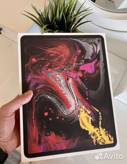iPad Pro (12,9 дюйма) Wi-Fi + Cellular 2018