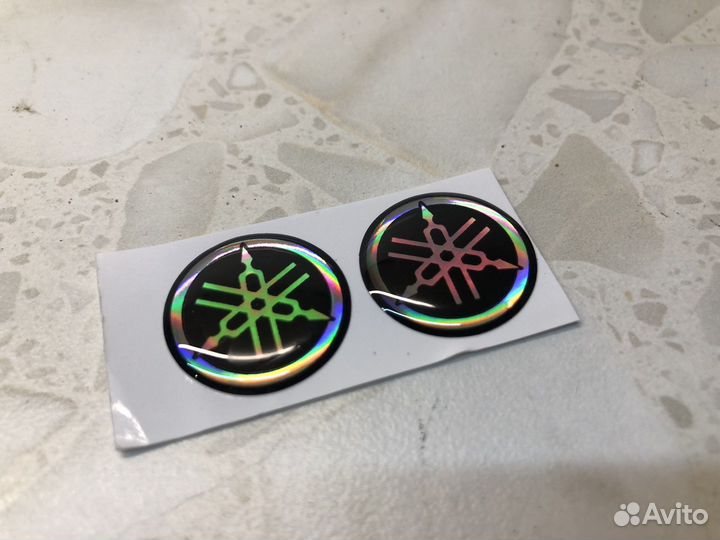 Наклейка на бак эмблема Yamaha #7 20мм