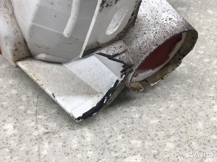 Фонарь задний в бампер правый Toyota Land Cruiser