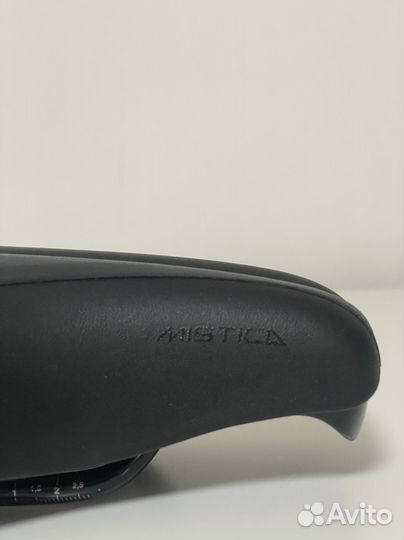 Седло Fizik Mistica