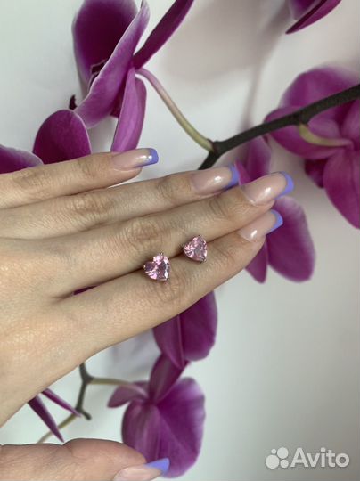 Серьги гвоздики