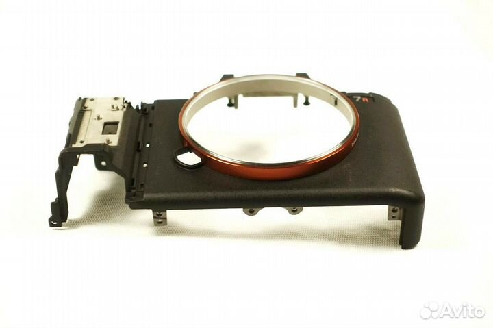 Передняя часть корпуса Sony A7R II