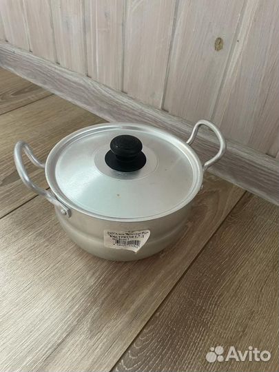 Кастрюля алюминиевая 1,7 л, новая