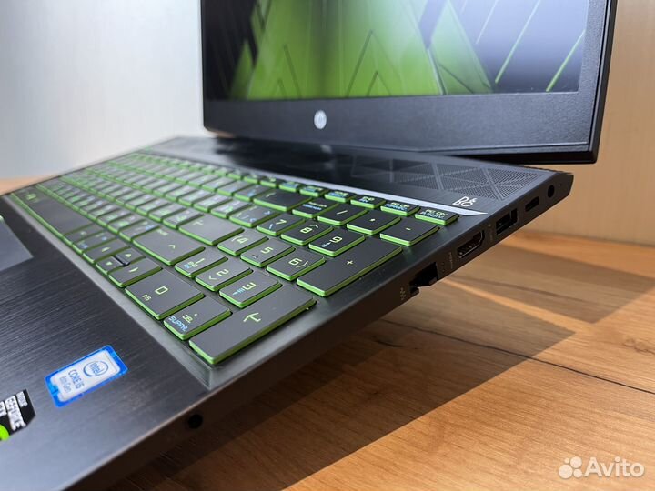 Ноутбук HP \ i5 \ GeForce GTX 1050 \ SSD