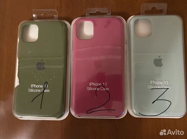Чехол на iPhone 11