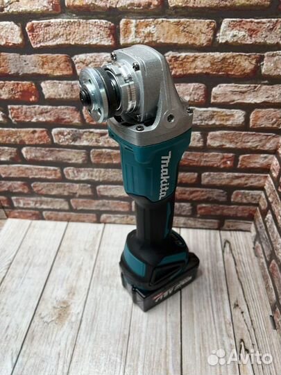 Шуруповерт и болгарка 2 в 1 makita 18v