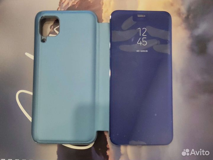 Чехлы на телефон