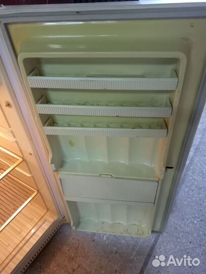 Холодильник Бирюса рабочий