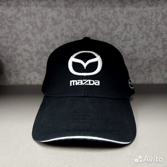 Кепка бейсболка Mazda черная