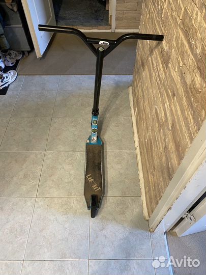 Трюковой самокат