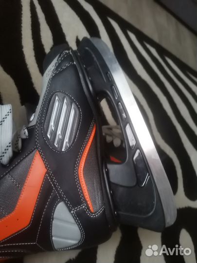 Коньки хоккейные мужские