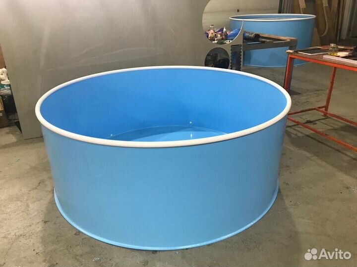 Пластиковый бассейн