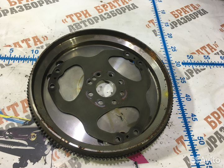 Мерседес Вито Планшайба Маховик