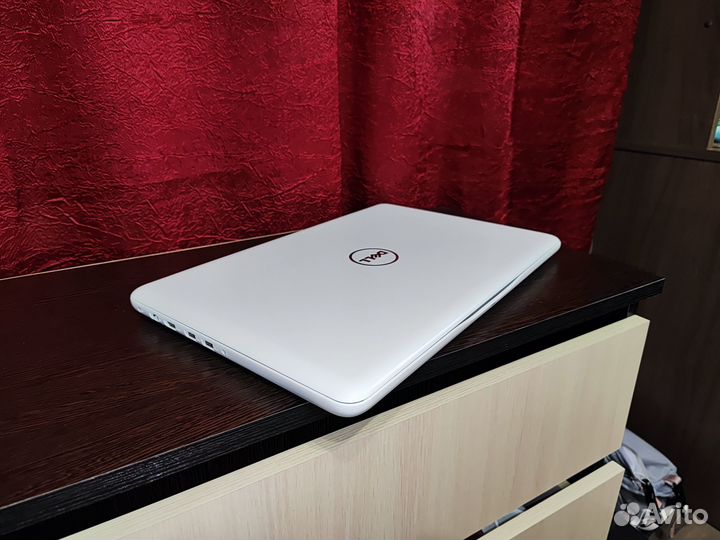 Ноутбук Dell p66f