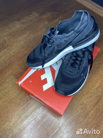 Кроссовки Nike