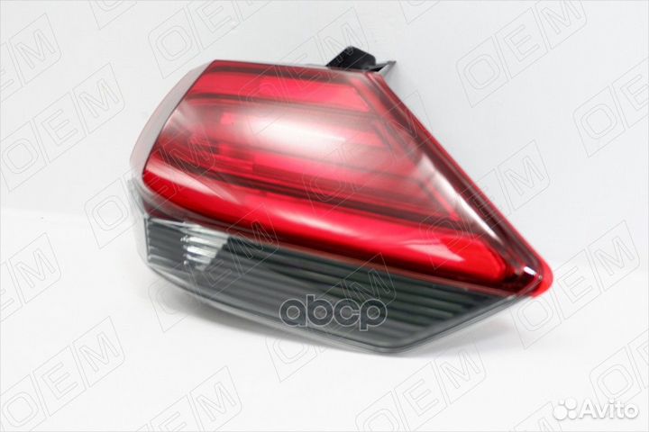 Фонарь правый внешний Nissan X-Trail 3 T32