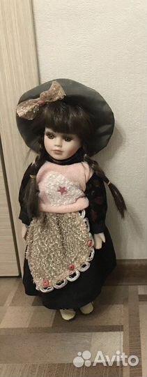 Кукла фарфоровая новая