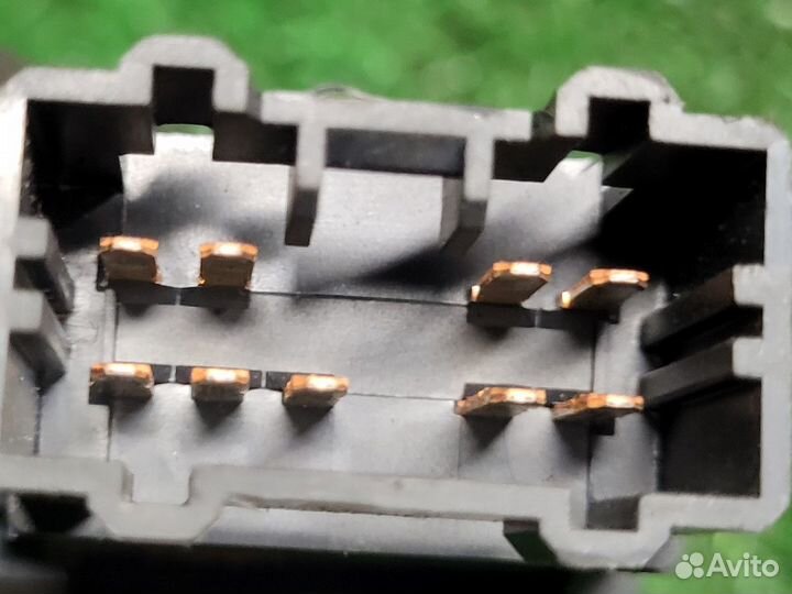 Кнопка аварийной сигнализации на Honda Civik 7