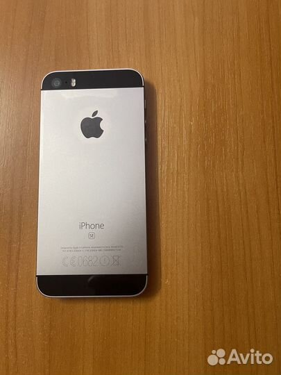 iPhone SE на запчасти