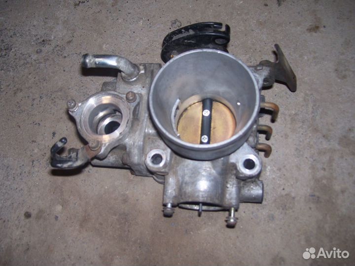 Mitsubishi Lancer 9 дроссельная заслонка 1.3-1.6