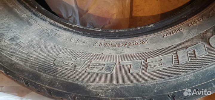 Bridgestone Dueler H/T D687 225/60 R17 99H