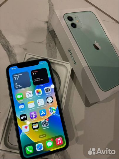 iPhone 11, 64 ГБ