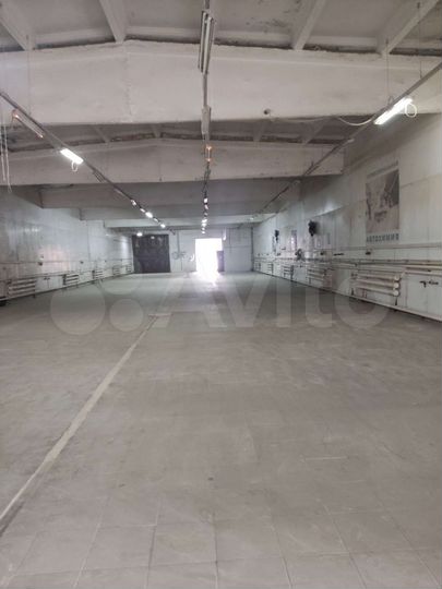 Помещение свободного назначения, 685 м²